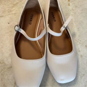 Torrid Babydoll Shoes White Flats